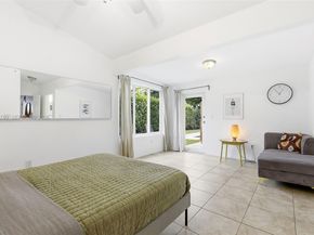 1280 NE 132nd St, North Miami FL 33161