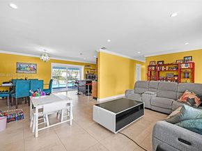 8935 SW 186th Ter, Cutler Bay FL 33157