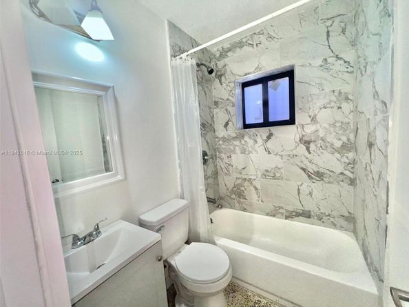 125 W 14th St, Hialeah FL 33010