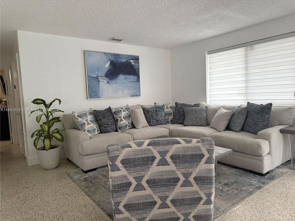 125 W 14th St, Hialeah FL 33010