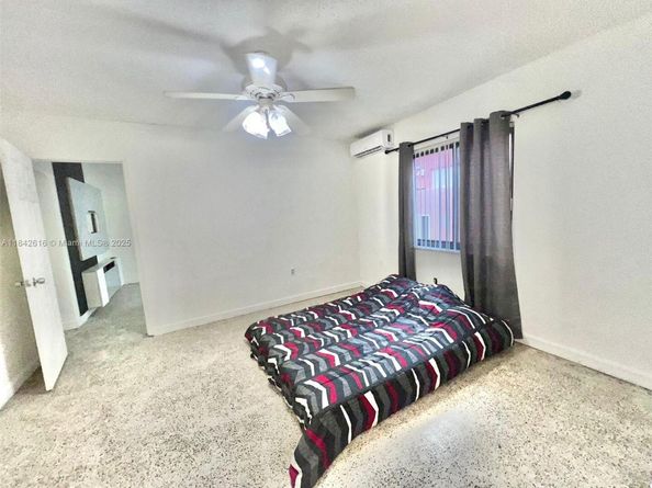 125 W 14th St, Hialeah FL 33010