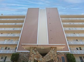 1001 NE 14th Ave 107, Hallandale Beach FL 33009