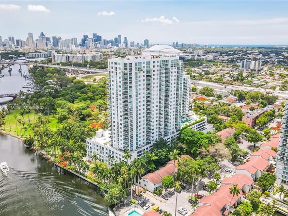 1861 NW S River Dr 1003, Miami FL 33125