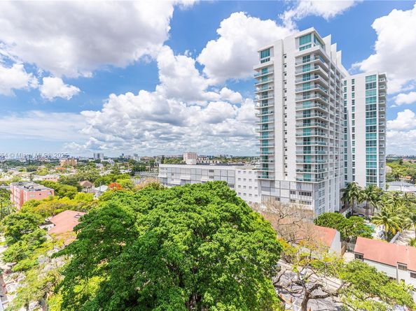 1861 NW S River Dr 1003, Miami FL 33125