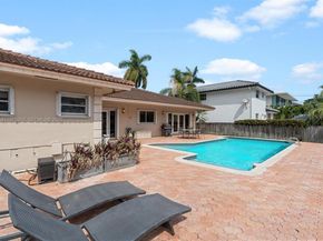 2930 NE 164th St, North Miami Beach FL 33160