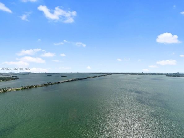 2900 NE 7 Ave 3605, Miami FL 33137