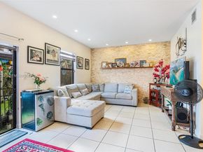 343 NE 37th Ter 343, Homestead FL 33033