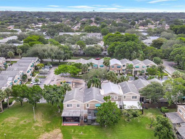 5207 SW 122nd Ter, Cooper City FL 33330