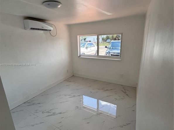 18420 NW 42nd Ave, Miami Gardens FL 33055