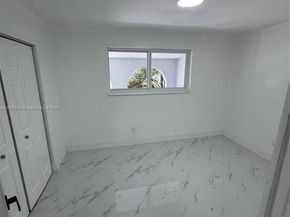 18420 NW 42nd Ave, Miami Gardens FL 33055