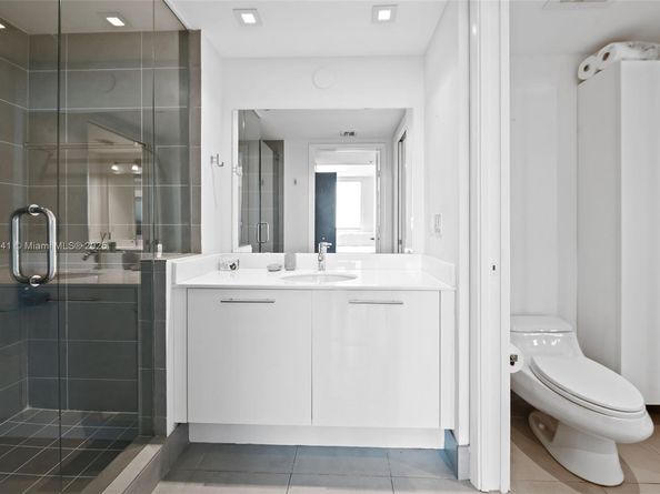 92 SW 3rd St 3809, Miami FL 33130