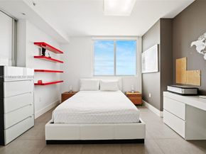 92 SW 3rd St 3809, Miami FL 33130