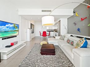 92 SW 3rd St 3809, Miami FL 33130