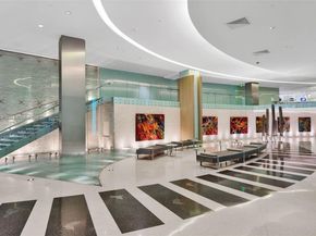 92 SW 3rd St 3809, Miami FL 33130