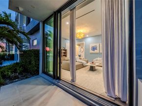 4098 NE 167 St 9, North Miami Beach FL 33160