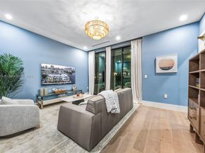 4098 NE 167 St 9, North Miami Beach FL 33160