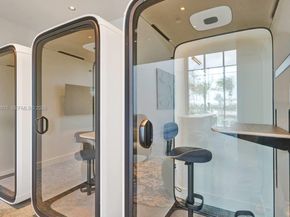 580 72nd 1004, Miami Beach FL 33141