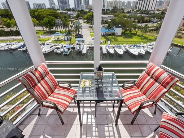200 Diplomat Pkwy 732, Hallandale Beach FL 33009