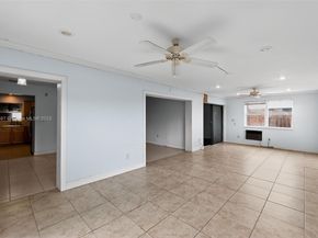 7332 Bay Hill Dr, Hialeah FL 33015