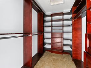 7332 Bay Hill Dr, Hialeah FL 33015