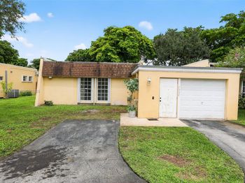 7332 Bay Hill Dr