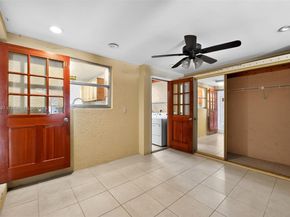 7332 Bay Hill Dr, Hialeah FL 33015