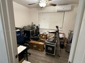 502 NE 163rd St, Miami FL 33162