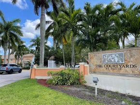 6900 SW 39th St 206J, Davie FL 33314
