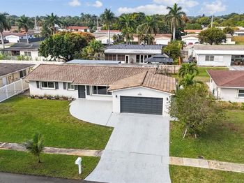 2070 NW 84th Ter