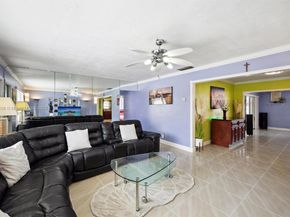 2070 NW 84th Ter, Pembroke Pines FL 33024