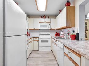 1480 Sheridan St 5B, Hollywood FL 33020