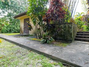 11851 NW 7th St, Plantation FL 33325