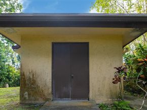 11851 NW 7th St, Plantation FL 33325