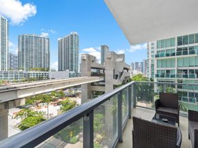31 SE 6th St 802, Miami FL 33131