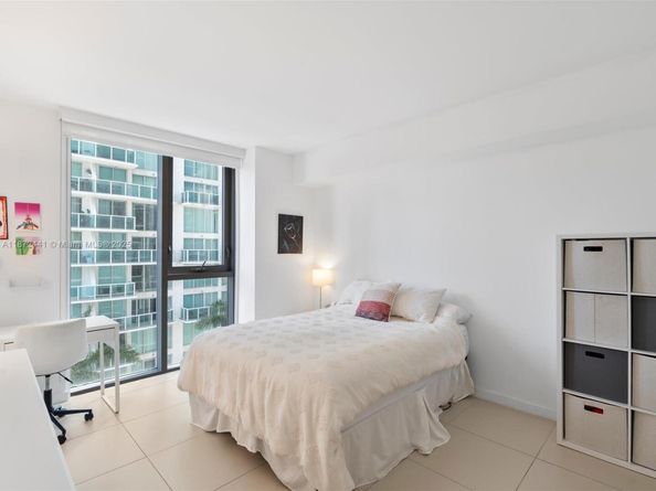 31 SE 6th St 802, Miami FL 33131