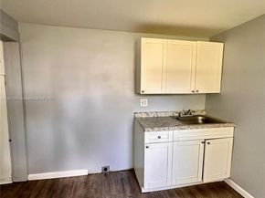 6326 NW 4th Ave, Miami FL 33150