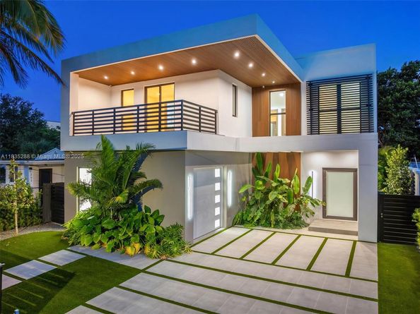 260 NW 47th St, Miami FL 33127