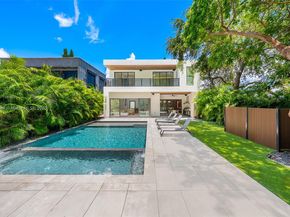 260 NW 47th St, Miami FL 33127