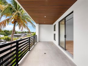 260 NW 47th St, Miami FL 33127