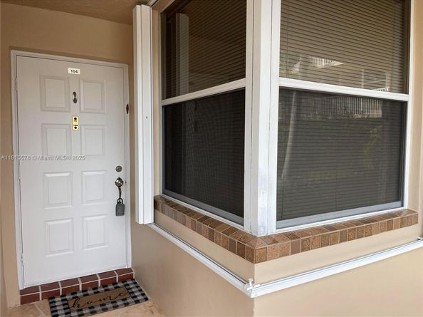 10369 NW 24th Pl 104, Sunrise FL 33322