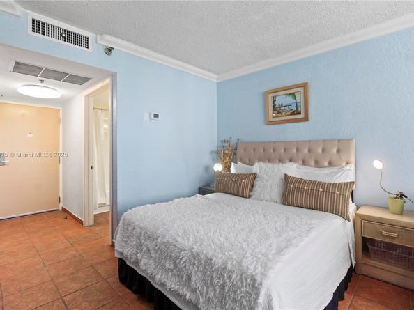 19201 Collins Ave 129, Sunny Isles Beach FL 33160