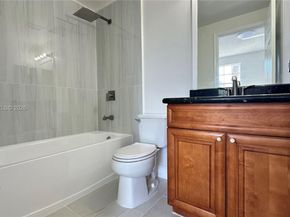 16769 Hemingway Dr, Weston FL 33326