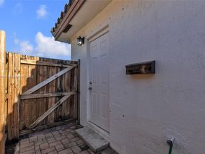 27109 SW 133rd Ct, Homestead FL 33032