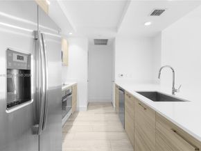 121 NE 34th St 2602, Miami FL 33137