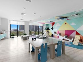 121 NE 34th St 2602, Miami FL 33137