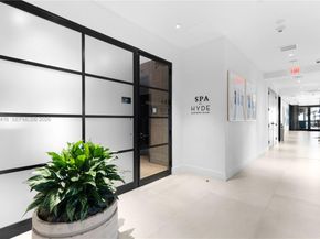 121 NE 34th St 2602, Miami FL 33137