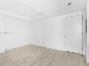 121 NE 34th St 2602, Miami FL 33137