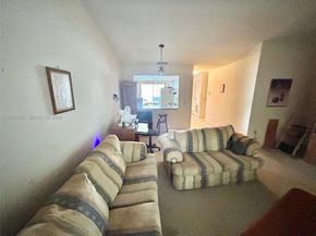 1540 NW 98th Ter, Pembroke Pines FL 33024