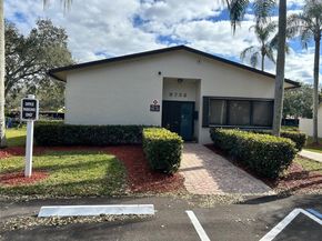 1540 NW 98th Ter, Pembroke Pines FL 33024