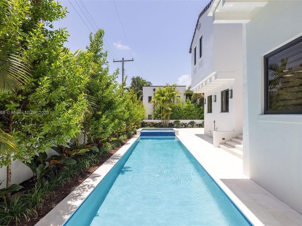 2321 N Bay Rd, Miami Beach FL 33140